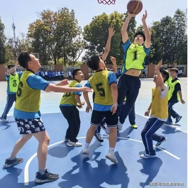 北京德比再次上演球迷热情高涨TOTPHT深度观察181